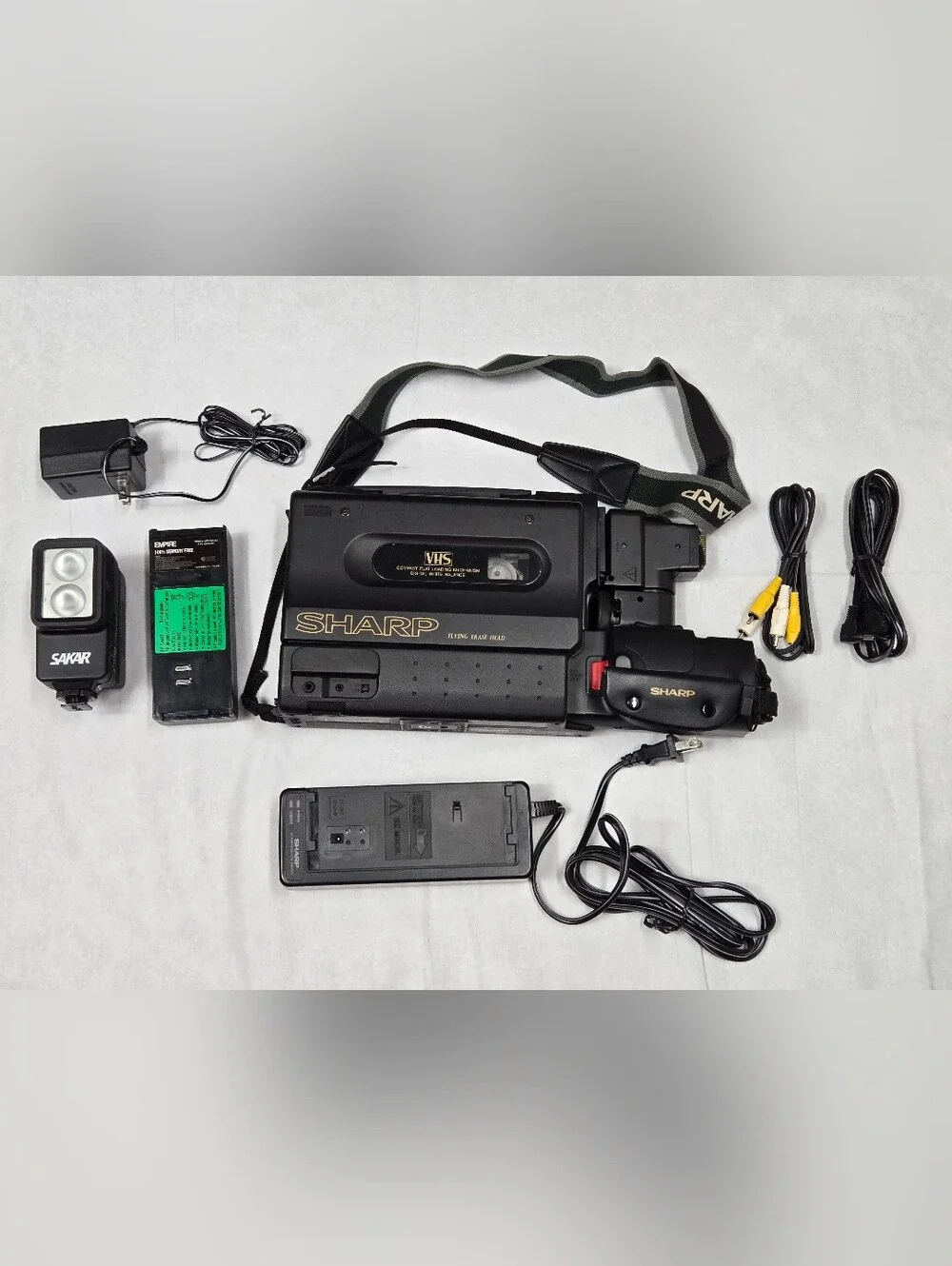 Vintage Sharp Camcorder With All Parts And Carry Case